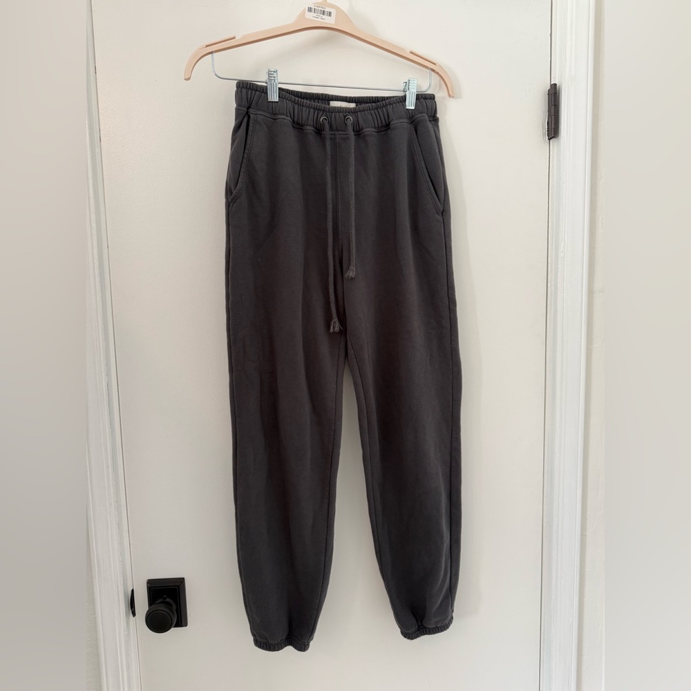 Abercrombie & Fitch Sunday Sweats in Gray Coal - Size M - Picture 3 of 6